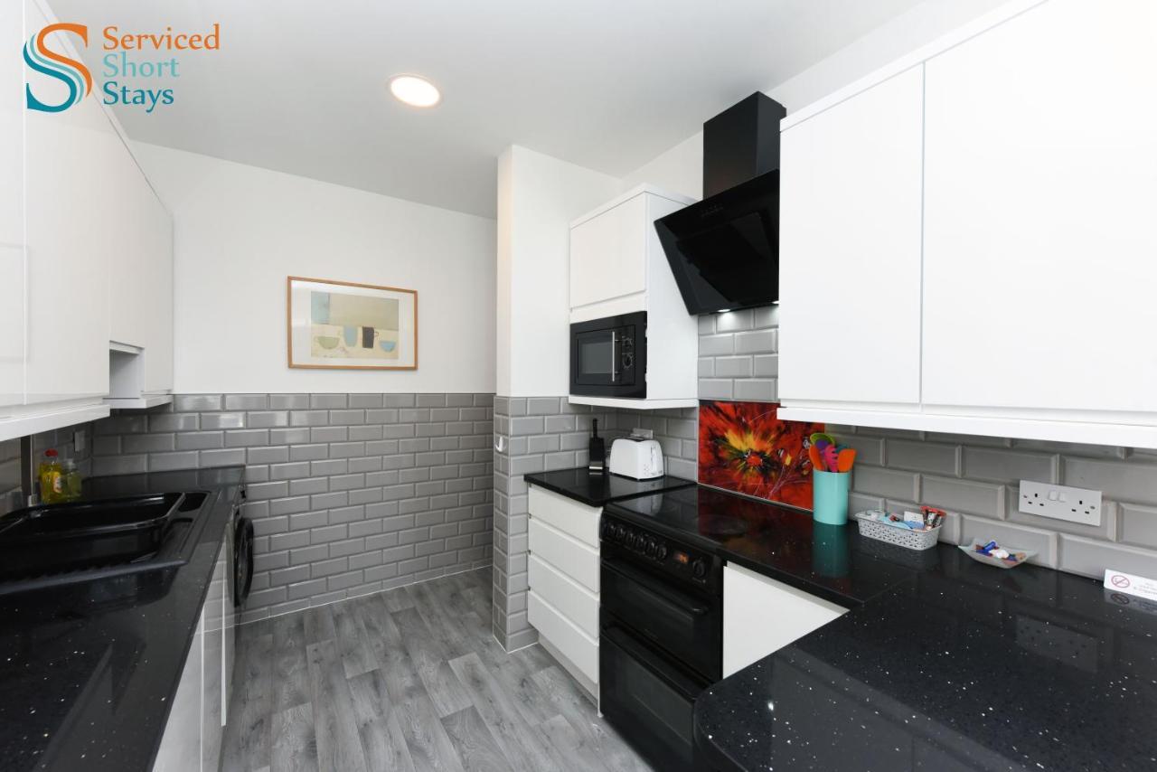 Two Bedroom Ground Floor Near The Apartment Margate