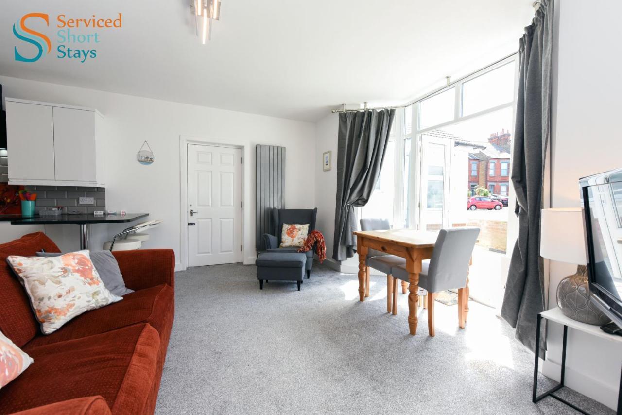 Two Bedroom Ground Floor Near The * Margate