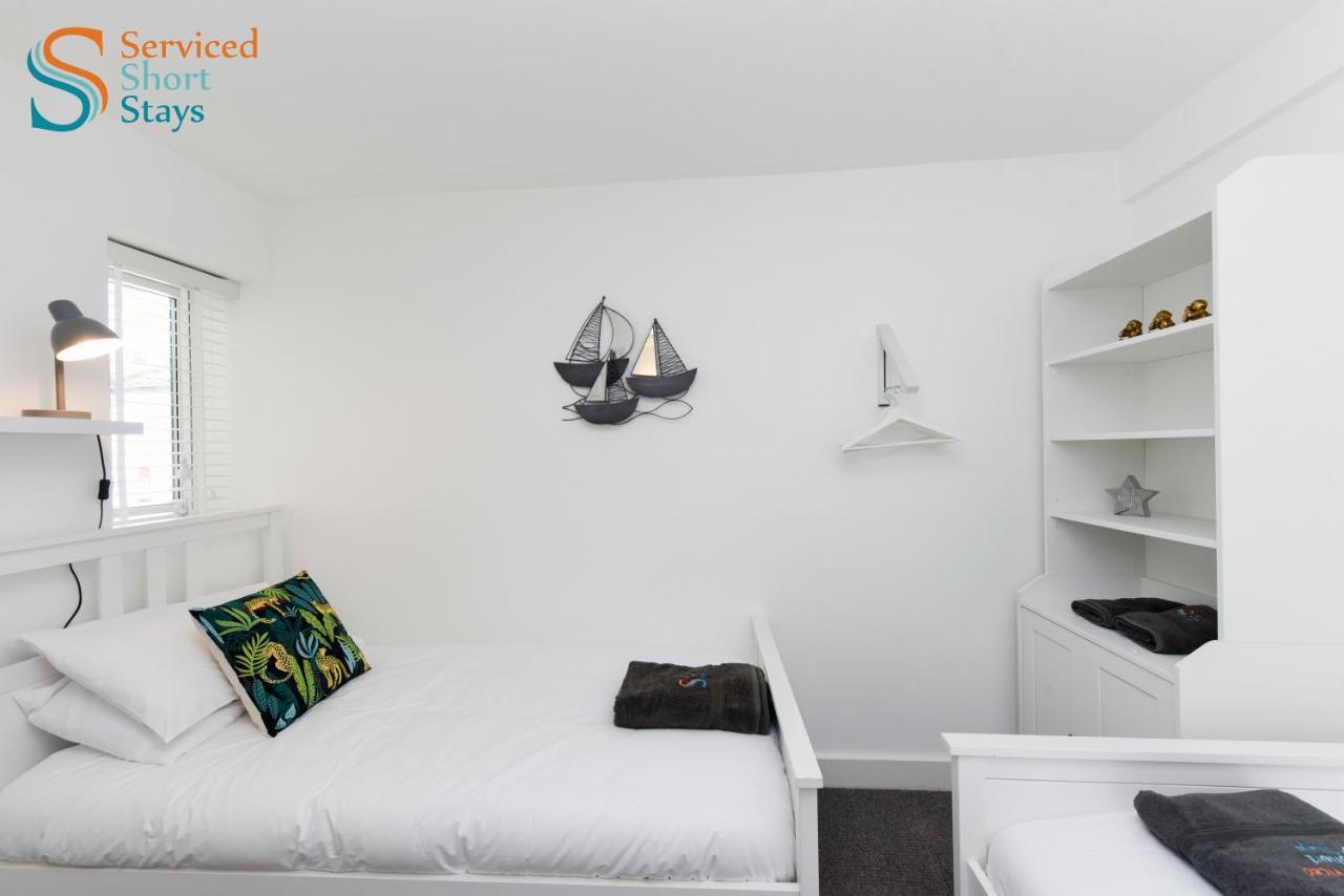 Two Bedroom Ground Floor Near The Apartment